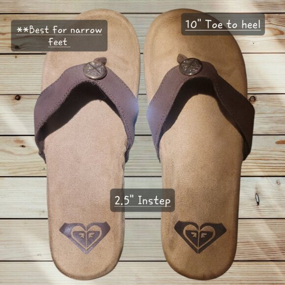ROXY - SIZE 8 - Leather and Microsuede - Flip Flops - Gold ROXY Logo Medallion - Picture 2 of 5